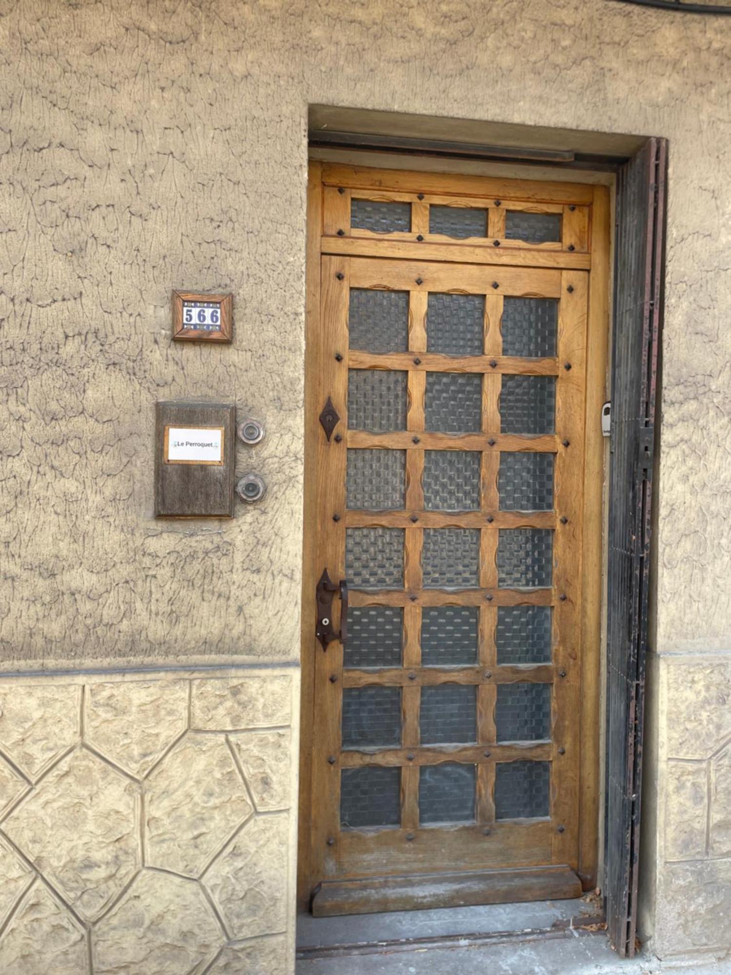 Le Perroquet Lägenhet Villars-les-Dombes Exteriör bild